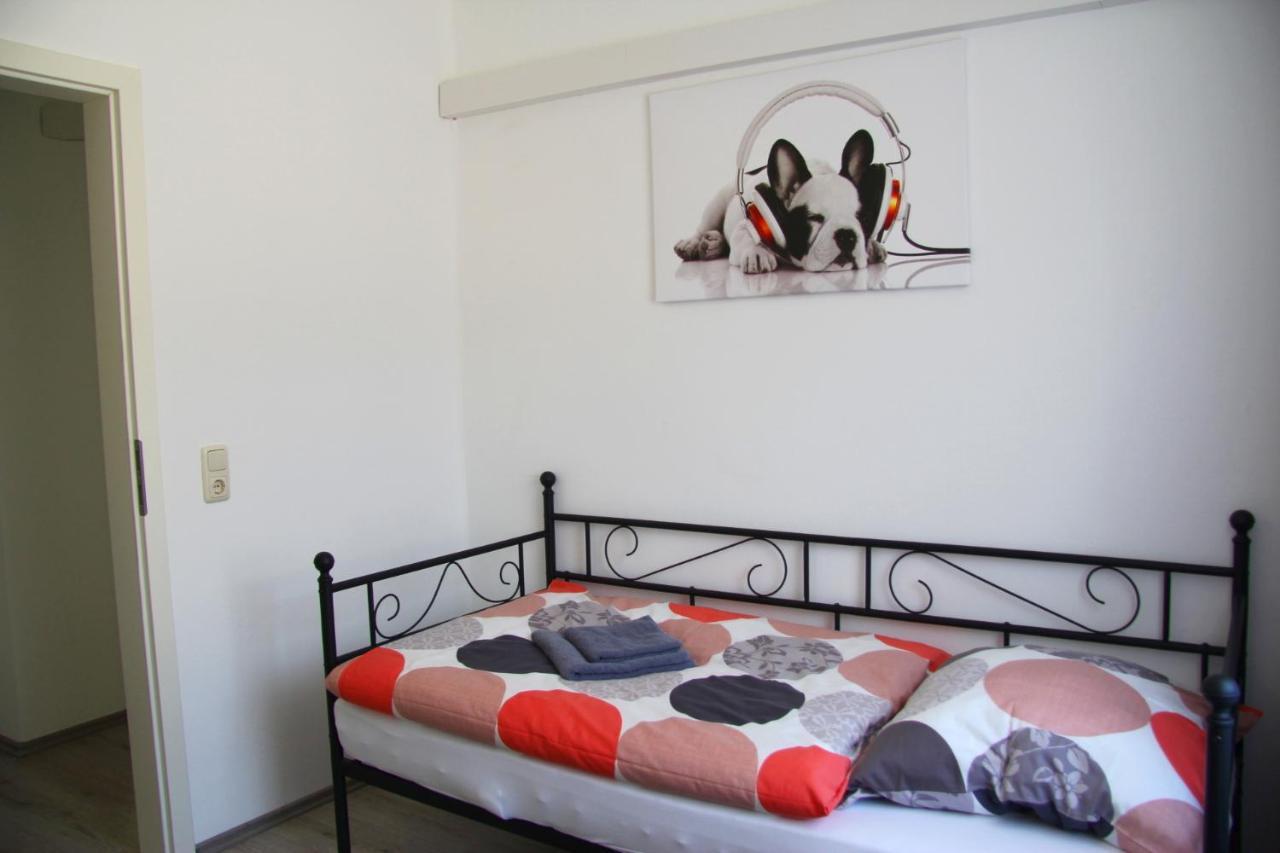 Geraeumige 4 Zimmer Wohnung An Den Kaiserthermen เทรียร์ ภายนอก รูปภาพ