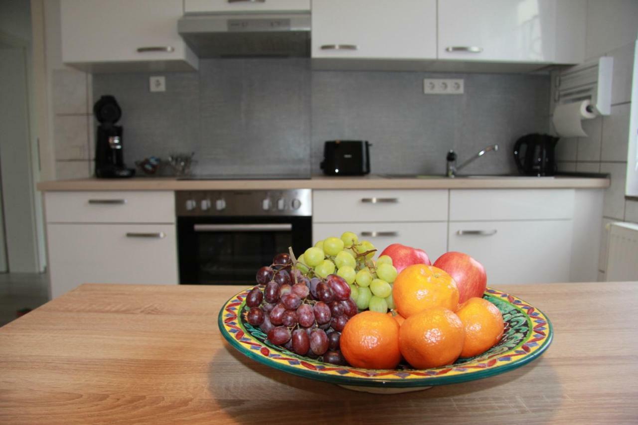 Geraeumige 4 Zimmer Wohnung An Den Kaiserthermen เทรียร์ ภายนอก รูปภาพ